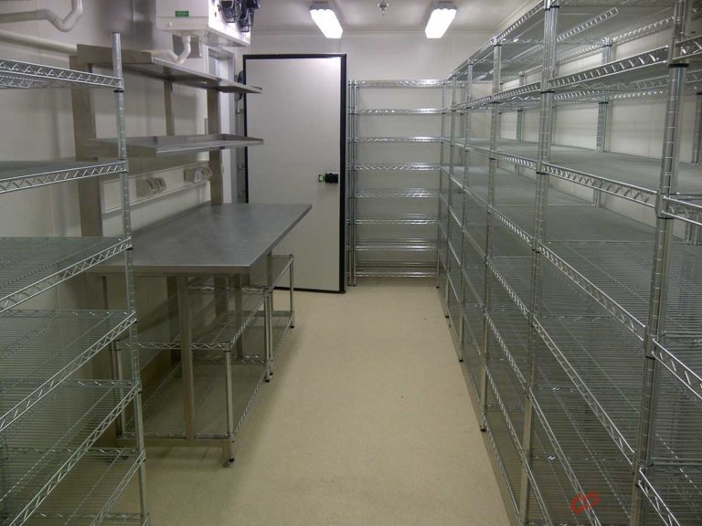 Interior photo of wire shelving supplied by IntraSpace for Peter Doherty Institute.