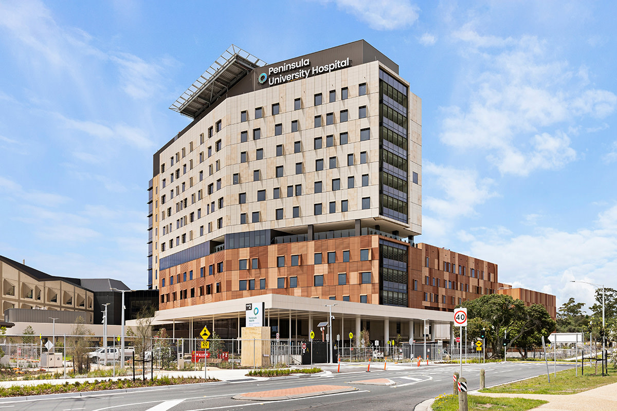 IntraSpace Peninsula University Hospital Exterior Photo